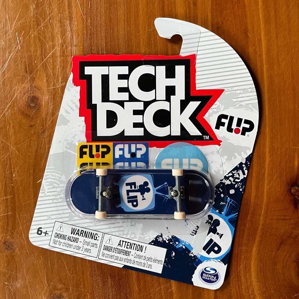 RARE “FLIP” x Tech Deck Mini Fingerboard